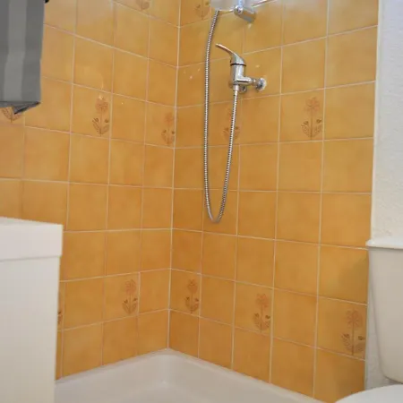 Apartment Cap D'agde, 1 Piece, 4 Personnes - Fr-1-249-156